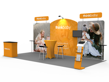 2小間 展示会ブース BOOTH-06｜バックウォール05 2枚 ヘッダー付き＋中央壁面（iPad・カウンター付）｜誉展示会装飾